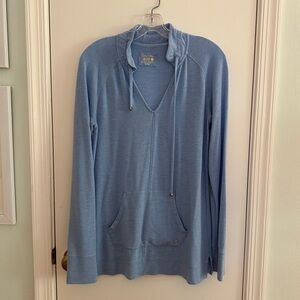 Lilly Pulitzer Blue Lightweight Luxletic Sweater